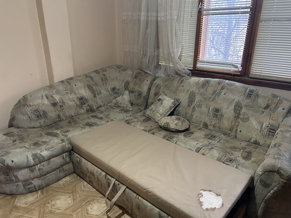 Продавам диван-почти не е използван
