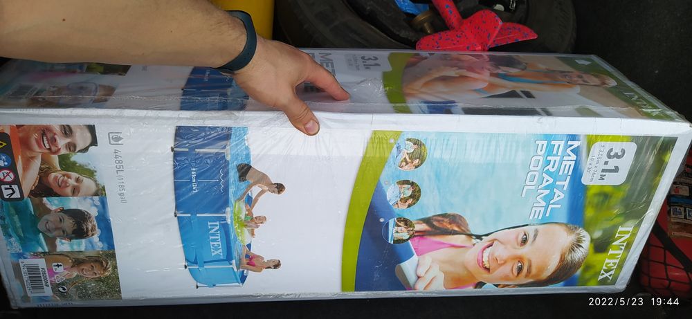 Бассейн каркасный новый