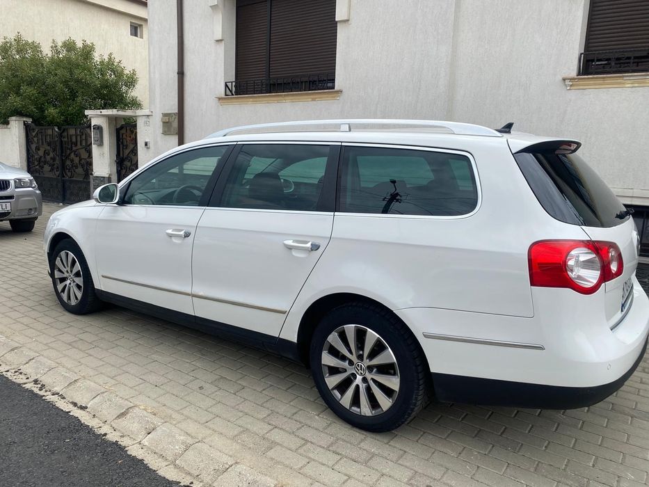 Volkswagen Passat Variant - 2009 - 2.0 TDI 170Cp E5 DSG - Xenon / Navi / Piele / Parbriz Incalzit!