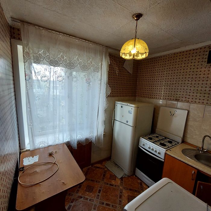 Продам квартиру 3-х комнатную