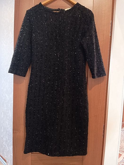 Женские платья..