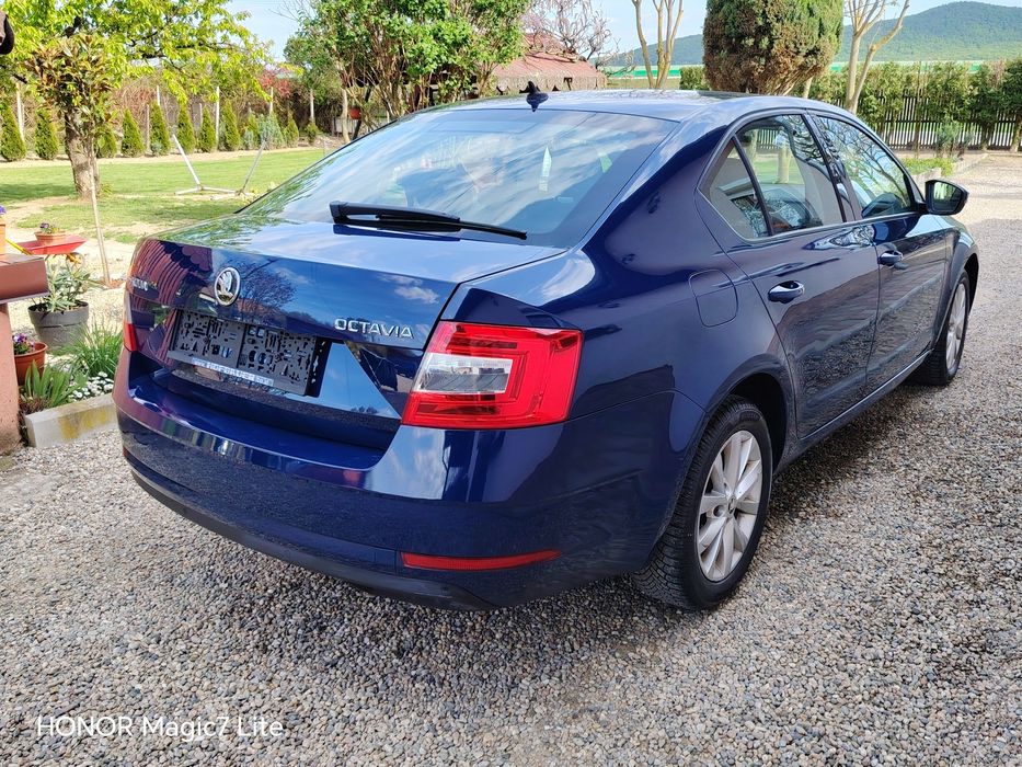 Skoda Octavia DSG automat 1.0TSI Euro 6 an 2017  MMi color Climatronic