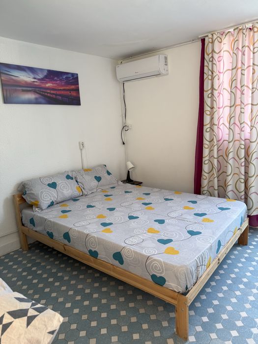 Vila 8 camere - Saturn - afacere la cheie