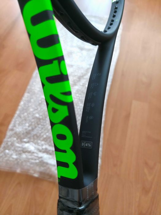 Wilson Blade 98 18x20 countervail size 3