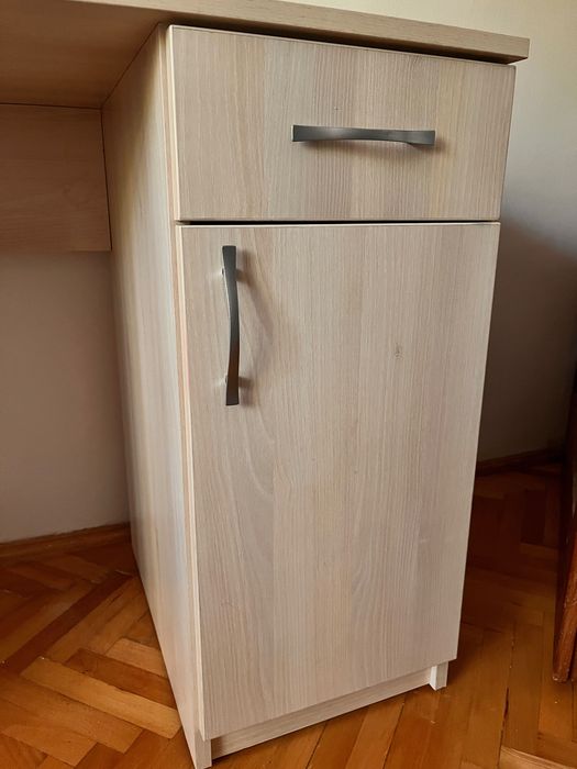 Birou studiu / calculator cu sertar și dulap, stare foarte buna