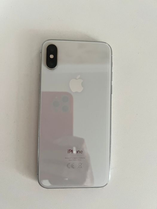Apple iPhone X 256 ГБ Серебристый