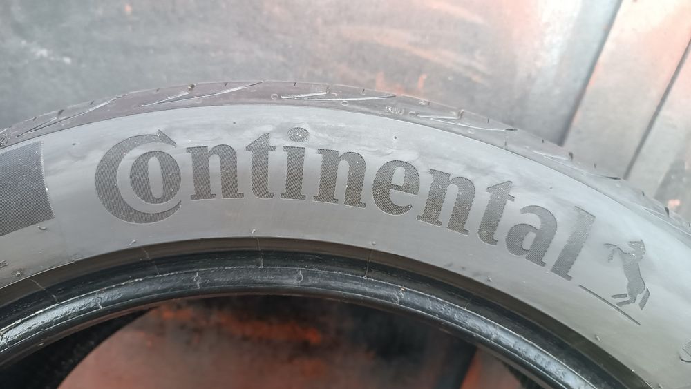 215/50/17 Continental