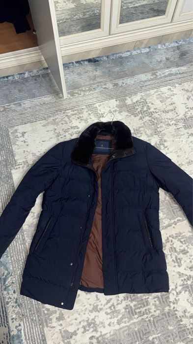 Продам куртку срочноо