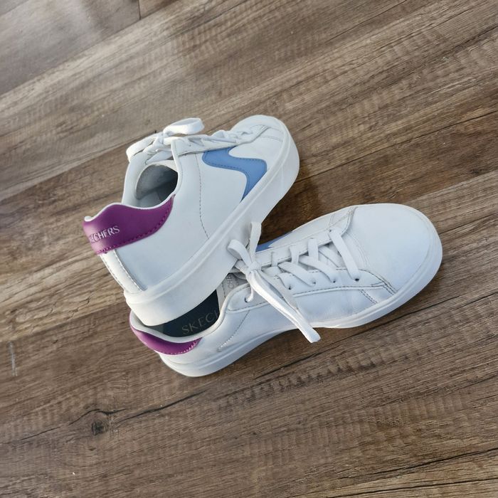 Adidași skechers mărimea 34