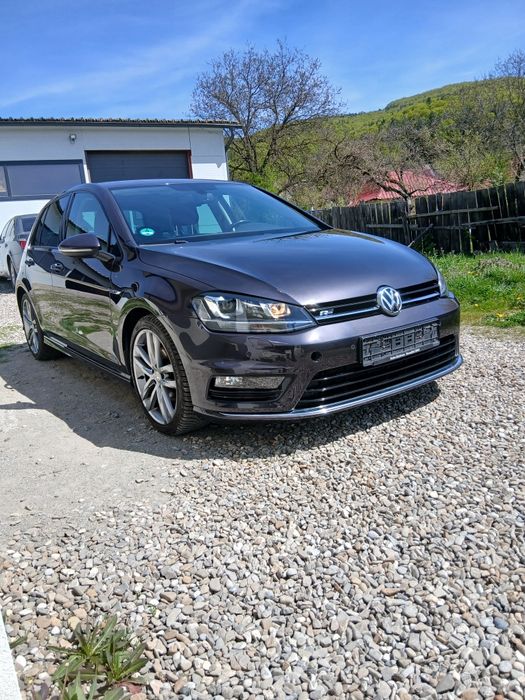Vănd vw  golf  7 R line  1.4 benzina