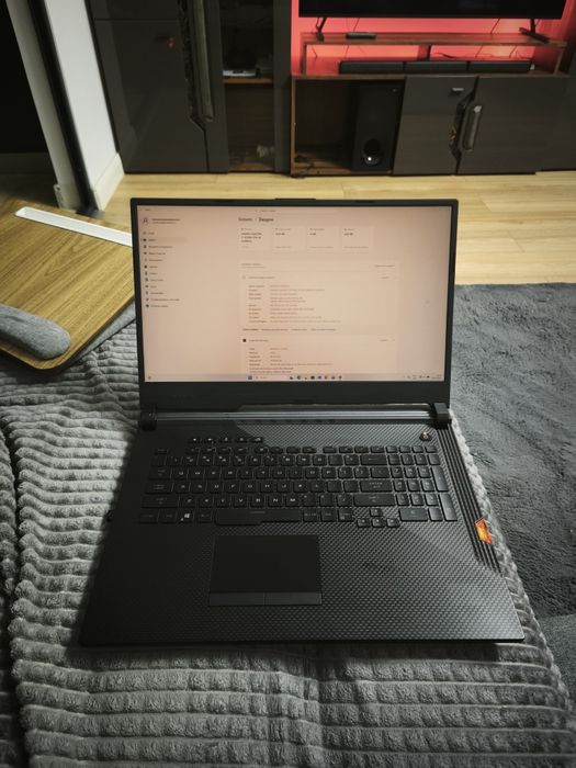 Laptop asus rog strix G731G