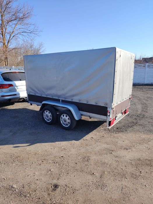 Remorcă auto cu prelata 2 axe 2 Tone