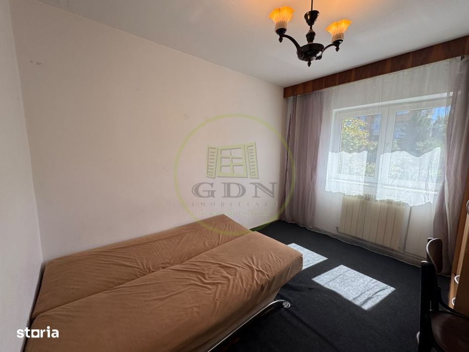 Inchiriere apart. cu 3 camere mobilate, zona Cipariu