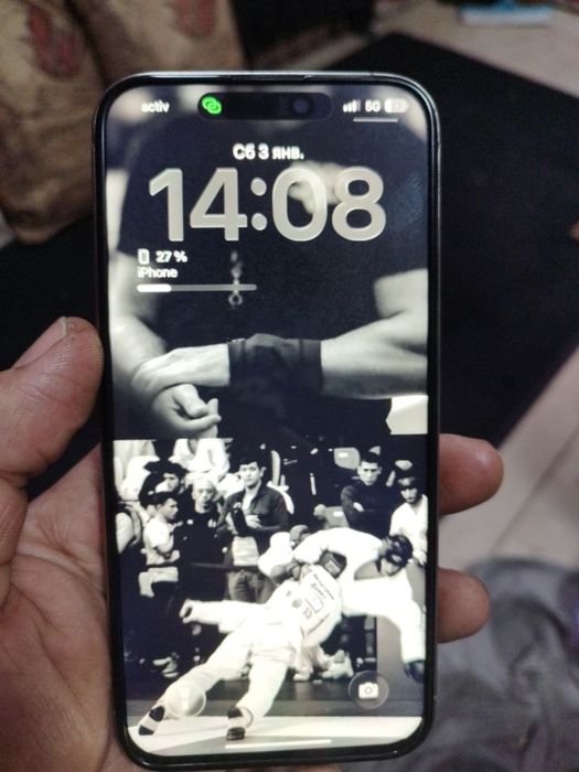 Iphone 15 pro max на 256 обмен есть