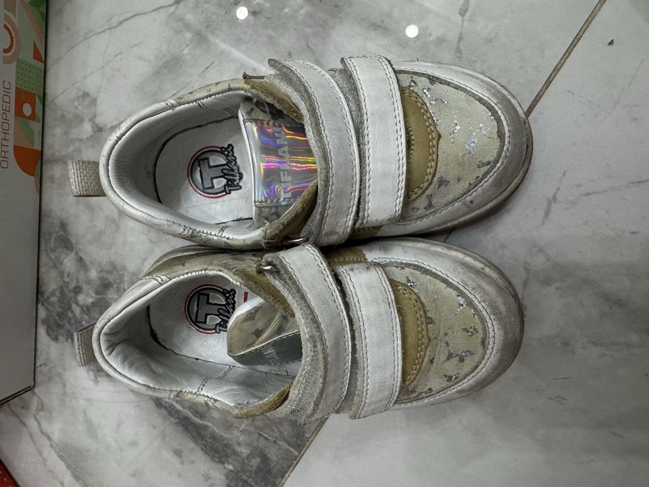 Кроссовки Тифлани белый