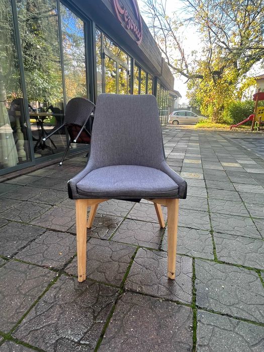 Столове и Кресла