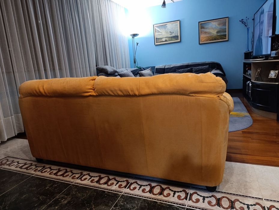 Разтегателен италиански диван