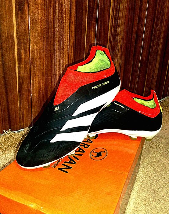 ADIDAS PREDATOR arginal narxi 300 ming so'm kelishamiz