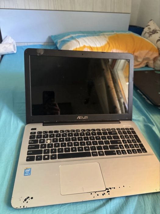 Laptopuri Asus si HP