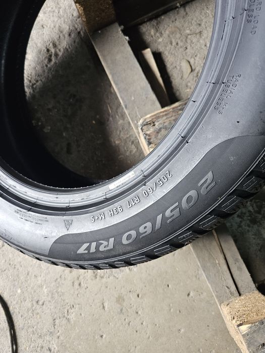 2 anvelope iarna 205 60 17 Pirelli Sottozero3