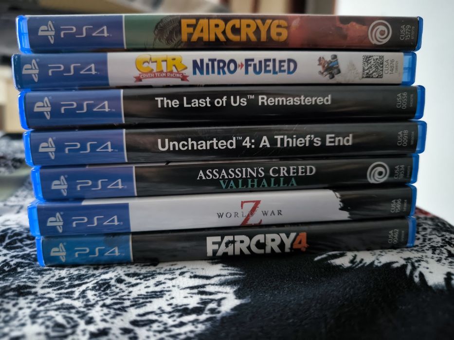 Jocuri PS 4 vând la bucata sau la set