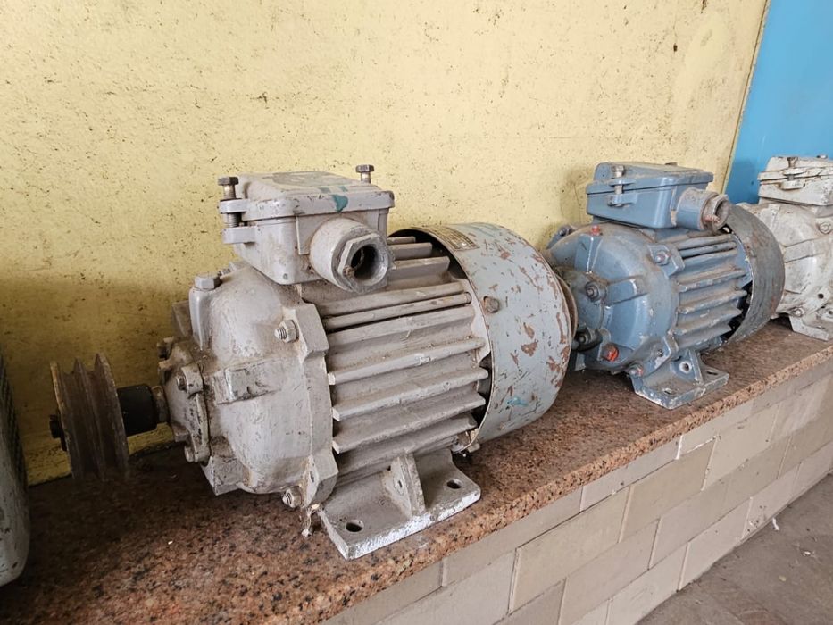 Двигатель асинхронный трехфазный