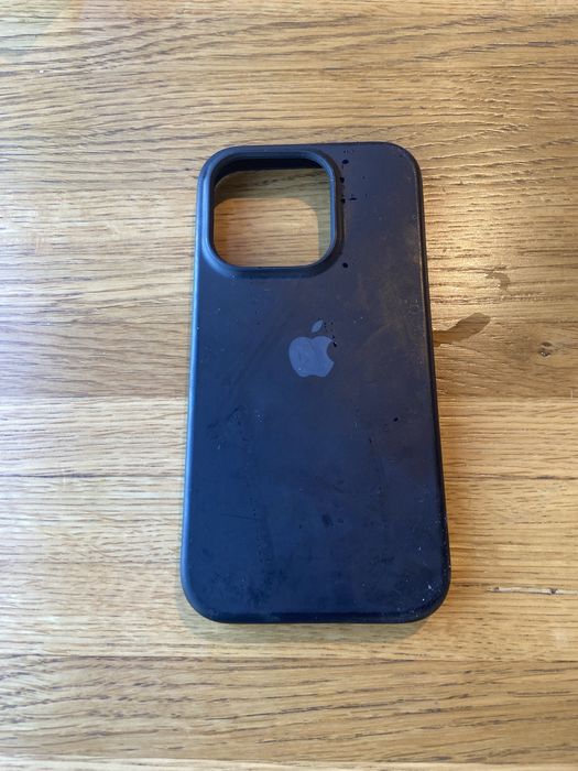 Продам чехол Iphone 13,14