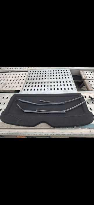 Пежо 307 хечбек 2.0 HDI 110к.с 
 Останали части всичко по 30€
Намират се в София 

Тел:0876646663