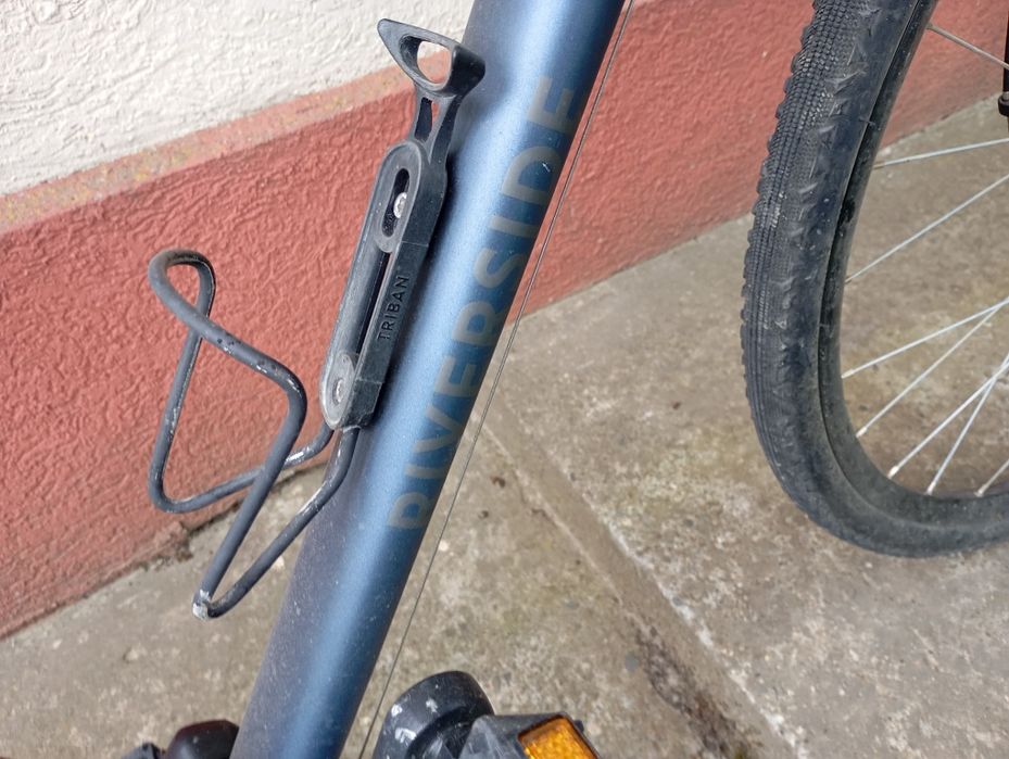 Vând bicicleta riverside 500