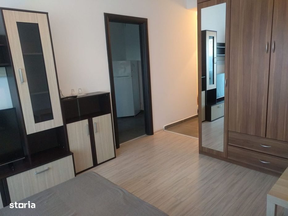 Garsoniera cu balcon, 41 mp