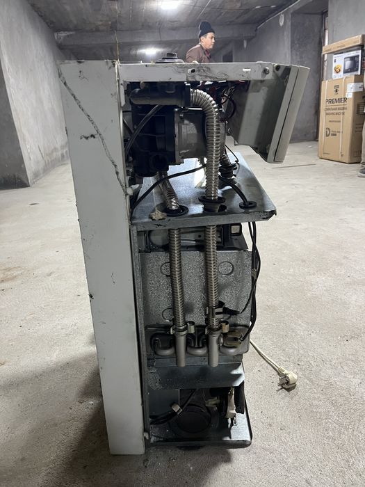 Котел, Kotel otopleniya, Gazaviy kotyol sotiladi. Двух контурний