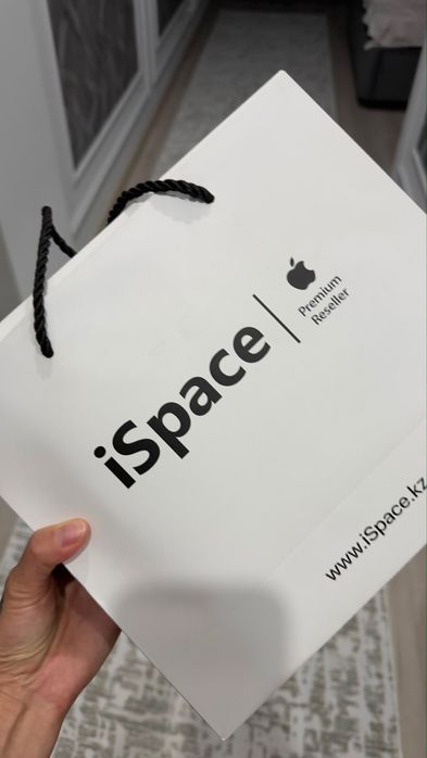 Airpods Max в отличном состоянии