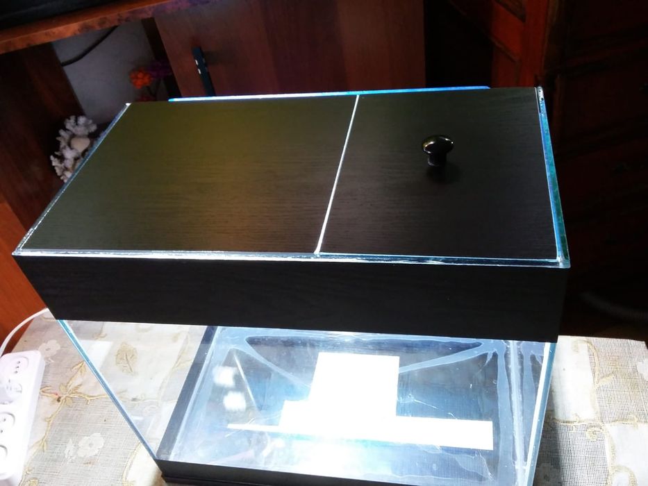 Продам Аквариумы