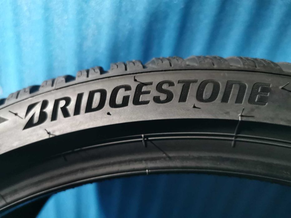 255/35 R21 - 275/35 R21 bridgestone m+s 4 bucati