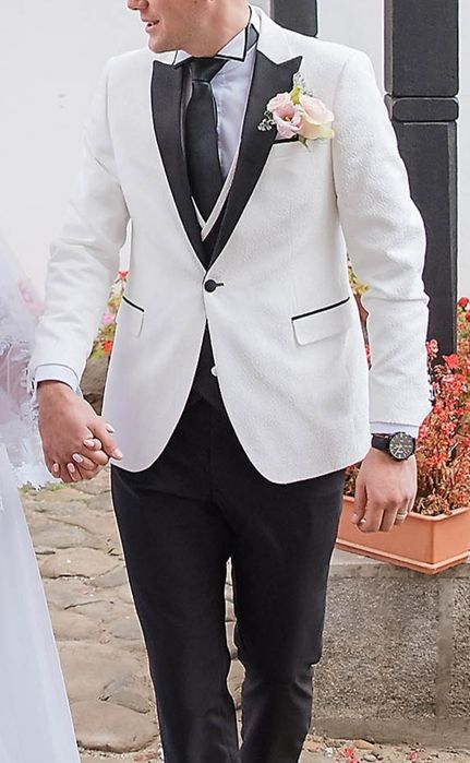 Rochie mireasa+Costum ginere