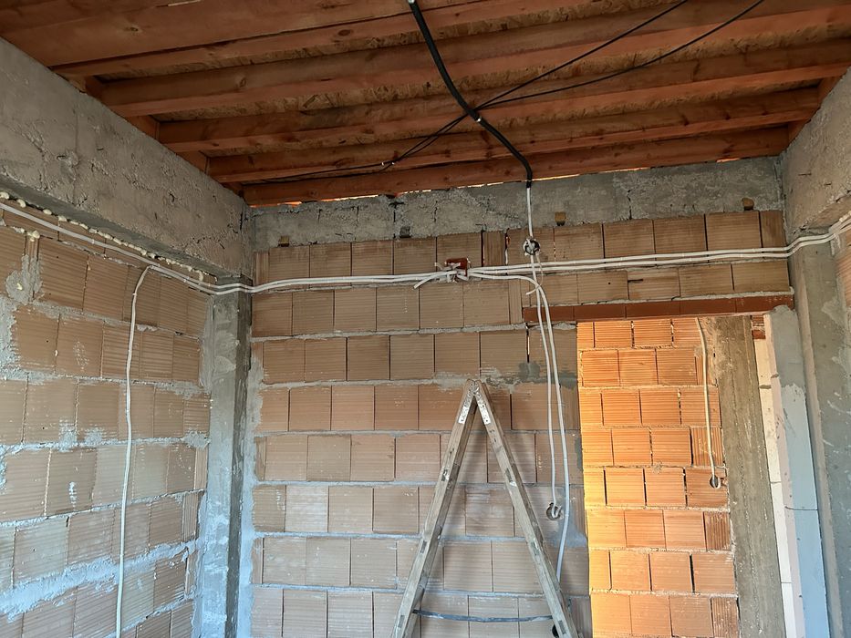 Електротехник-професионални ел.услуги и ремонти