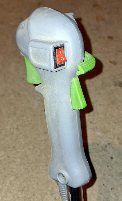 Бензинов тример косачка с аксесоари