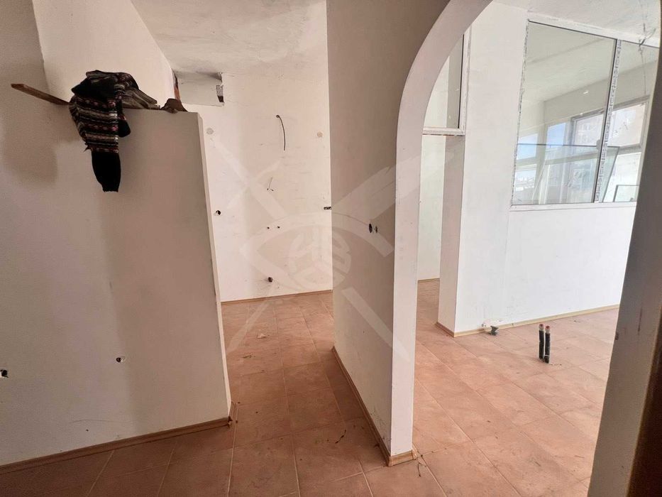 Продава се Магазин в Бургас, Меден рудник - зона А - 100 кв.м за 680 €/кв.м - Снимка #3