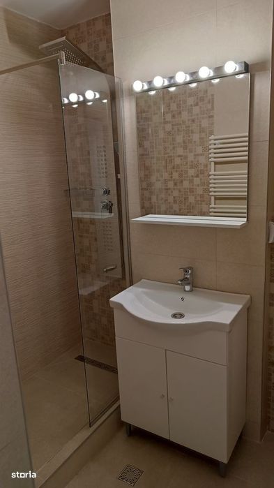 Persoană fizică închiriez apartament modern cu 2 camere