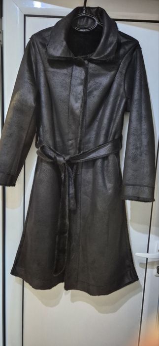 Двулицево дамско палто