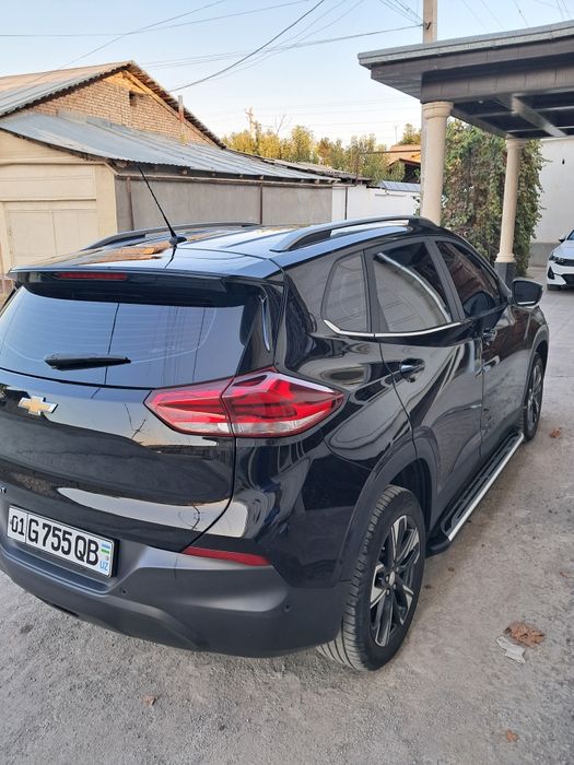 Автомобиль TRACKER 325T