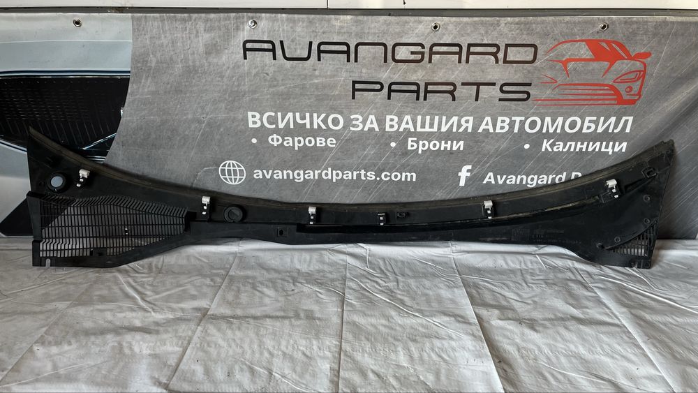 Решетка под чистачките Fiat Grand Punto 2005-2012