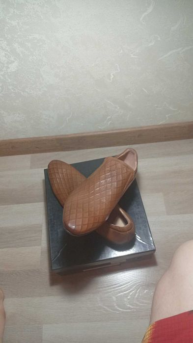 Продам новые, классические туфли из натуральной кожи Franco Bellucci