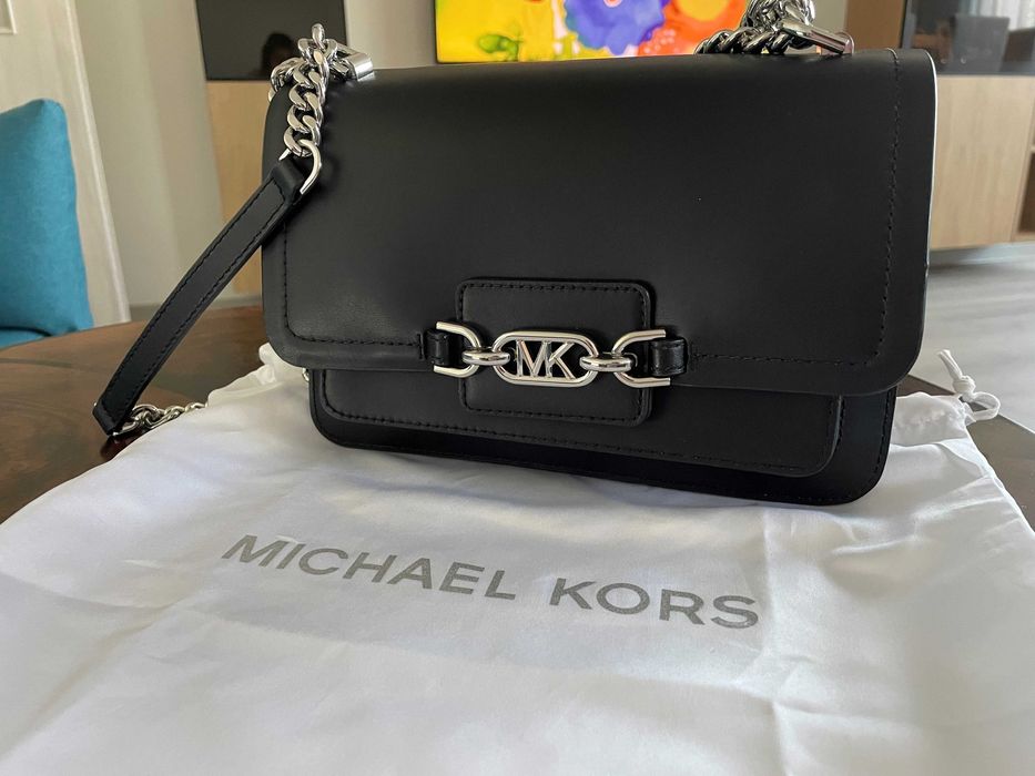 Кожена Чанта Michael Kors