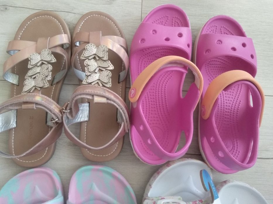 Нови сандали Crocs, George и HM