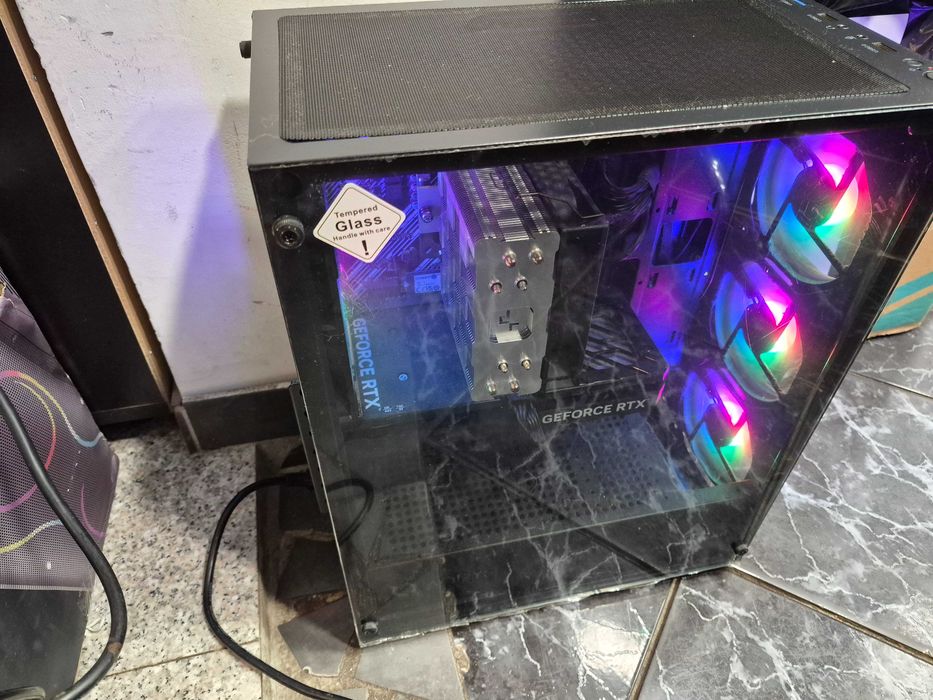 Hope Amanet P10/Unitate PC Gaming Ryzen 5 RTX 4060 32GB RAM