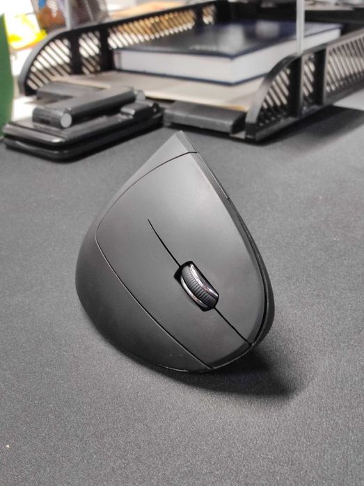 Беспроводная вертикальная мышь 2,4G 1600 точек на дюйм