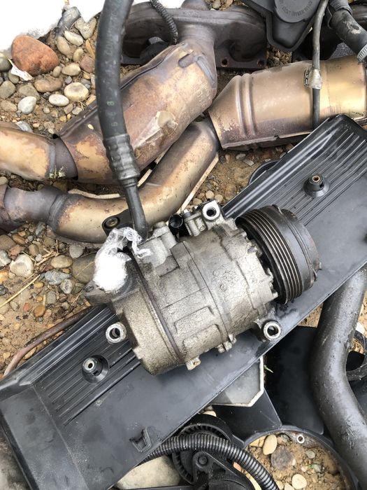 Компрессор кондиционера на бмв е39