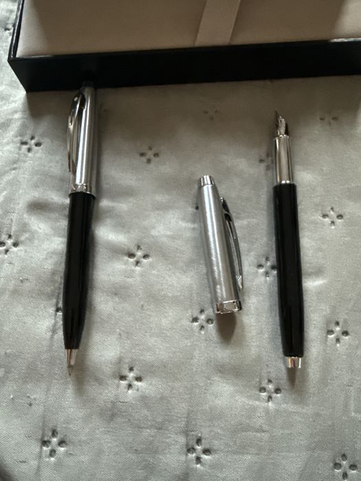 Set nou stilou si pix SHEAFFER