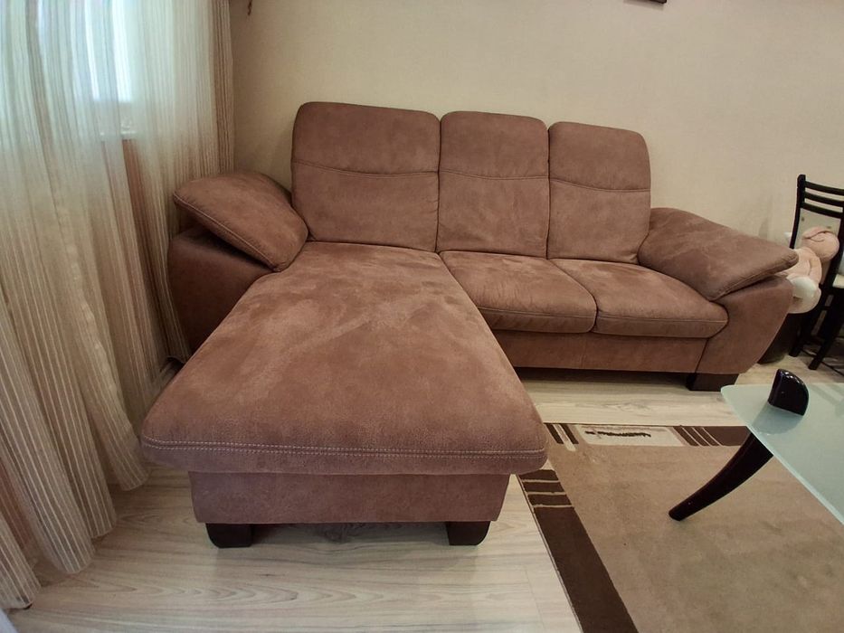 Диван ,като нов.